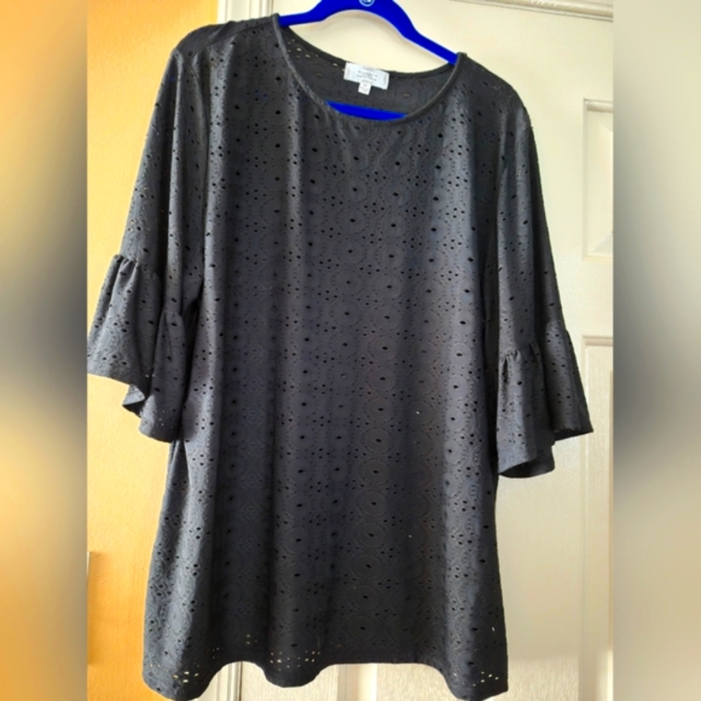 Ruffled Black 3/4 Sleeve Blouse